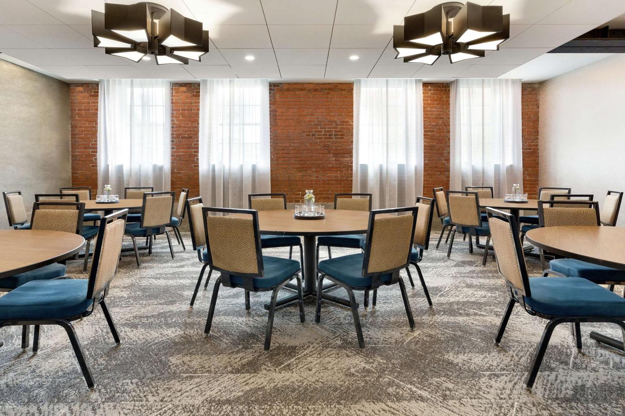 Hotel The Wilbur Lititz, Tapestry Collection By Hilton Exteriér fotografie